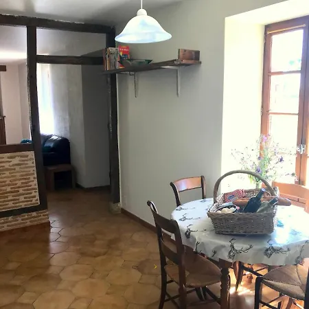 Holiday home La Grange Des Templiers *