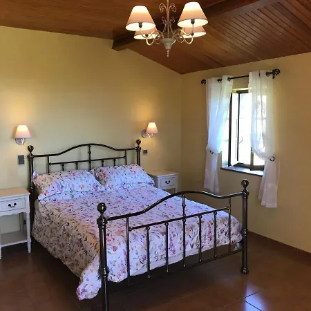 Holiday home La Grange Des Templiers